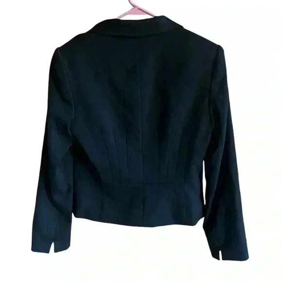 Classic Black Blazer by Leslie Stuart size 2 - Picture 2 of 3